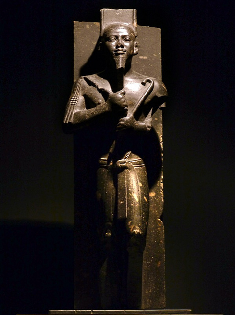 Statue-of-King-Taharqa.jpg
